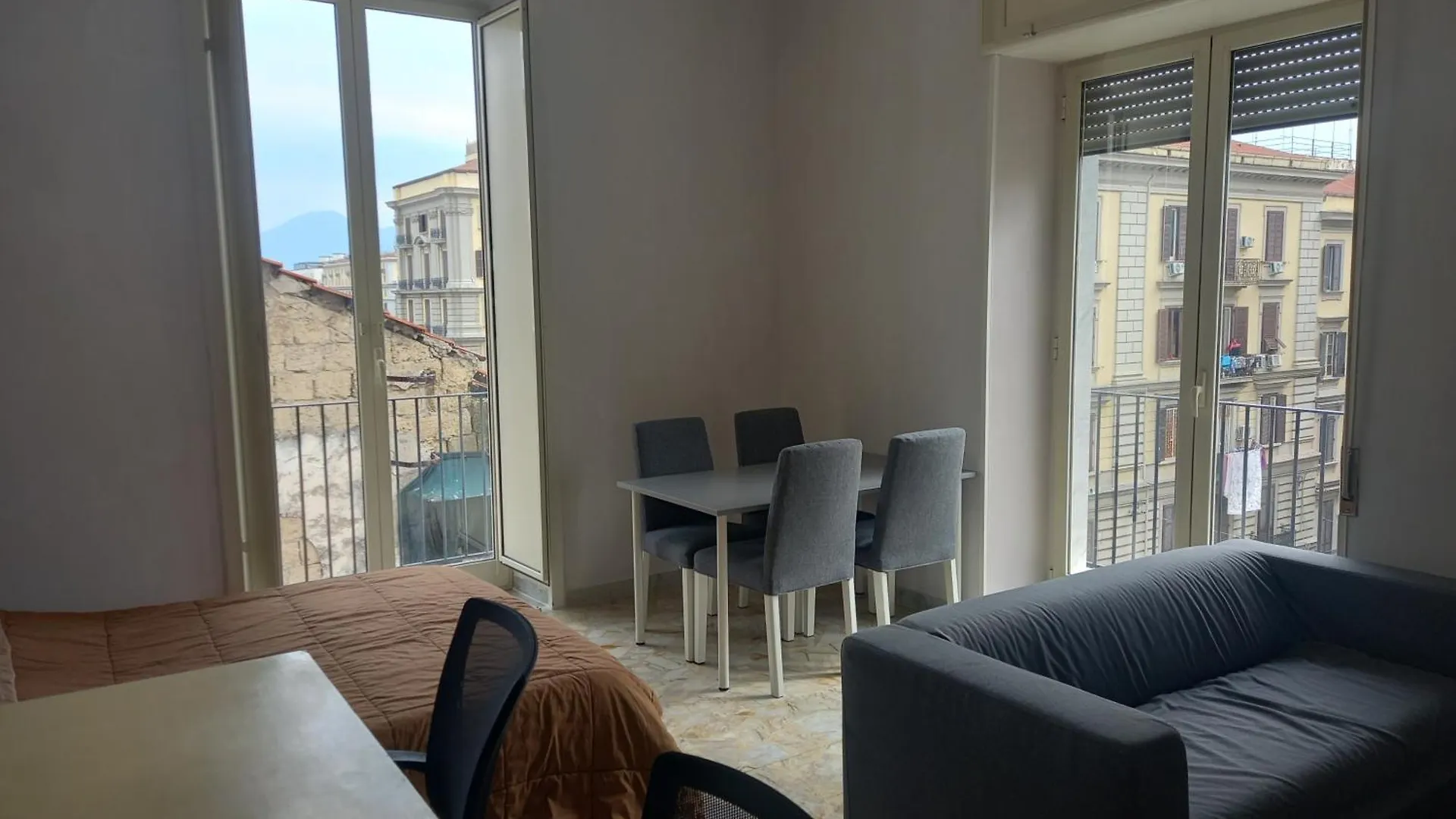Vista Mancini Apartment Naples